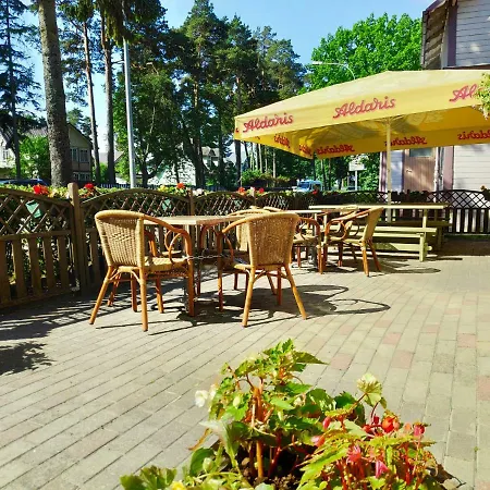Elina Viesnīca Jurmala